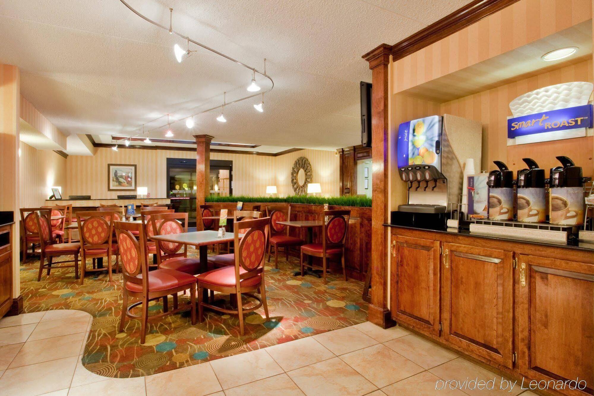 Holiday Inn Express Danville By Ihg Exterior foto